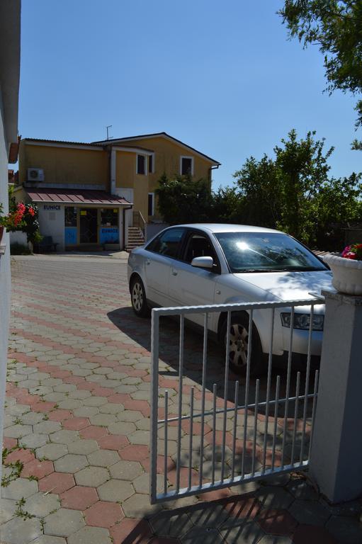 Apartment Ruzica Pola Esterno foto